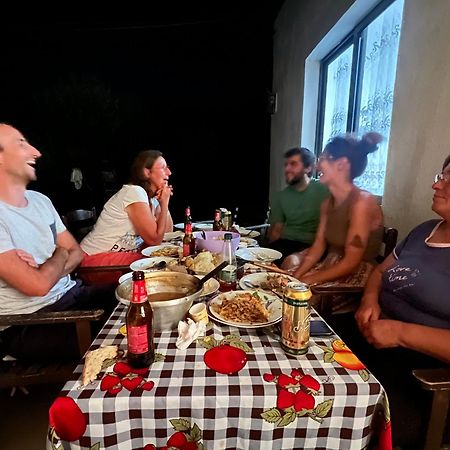 Elbasan Backpacker Hostel ภายนอก รูปภาพ