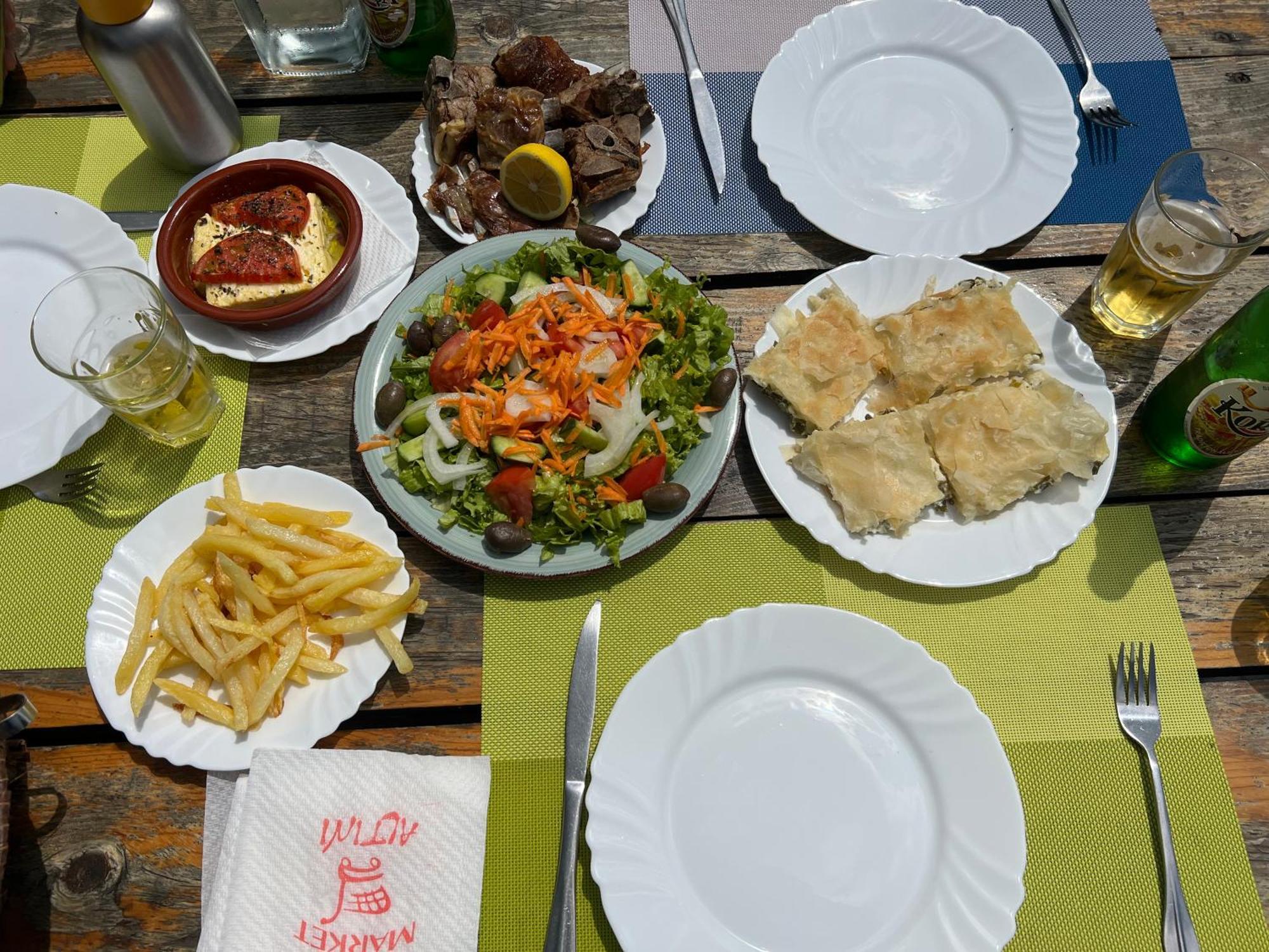 Elbasan Backpacker Hostel ภายนอก รูปภาพ