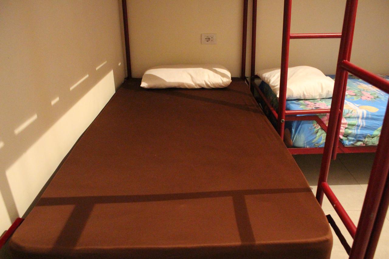 Elbasan Backpacker Hostel ภายนอก รูปภาพ