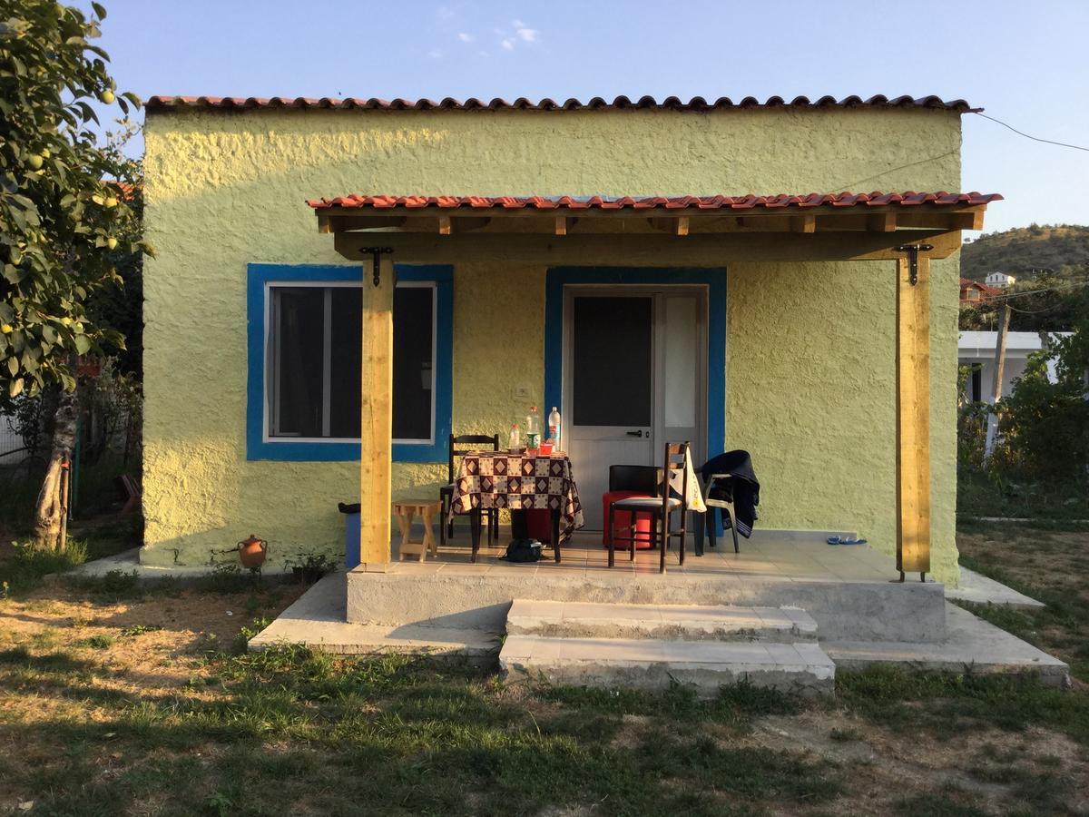 Elbasan Backpacker Hostel ภายนอก รูปภาพ