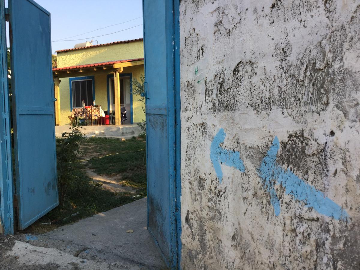 Elbasan Backpacker Hostel ภายนอก รูปภาพ